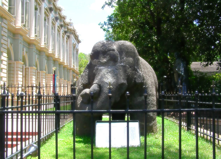 Elephant statue of Elephanta island at Jijamata Garden